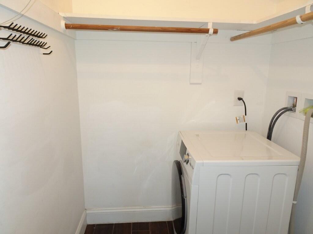 SOUTHEAST PARK CONDO - Residential