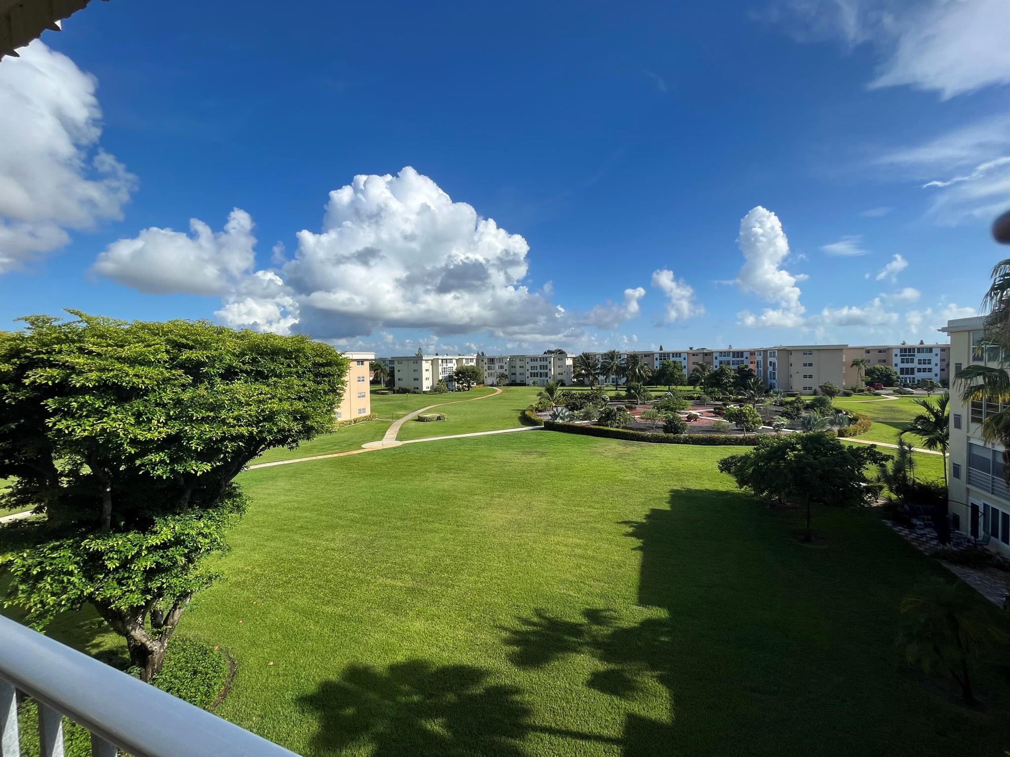 VILLAGE ROYALE ON THE GRE - Residential Lease