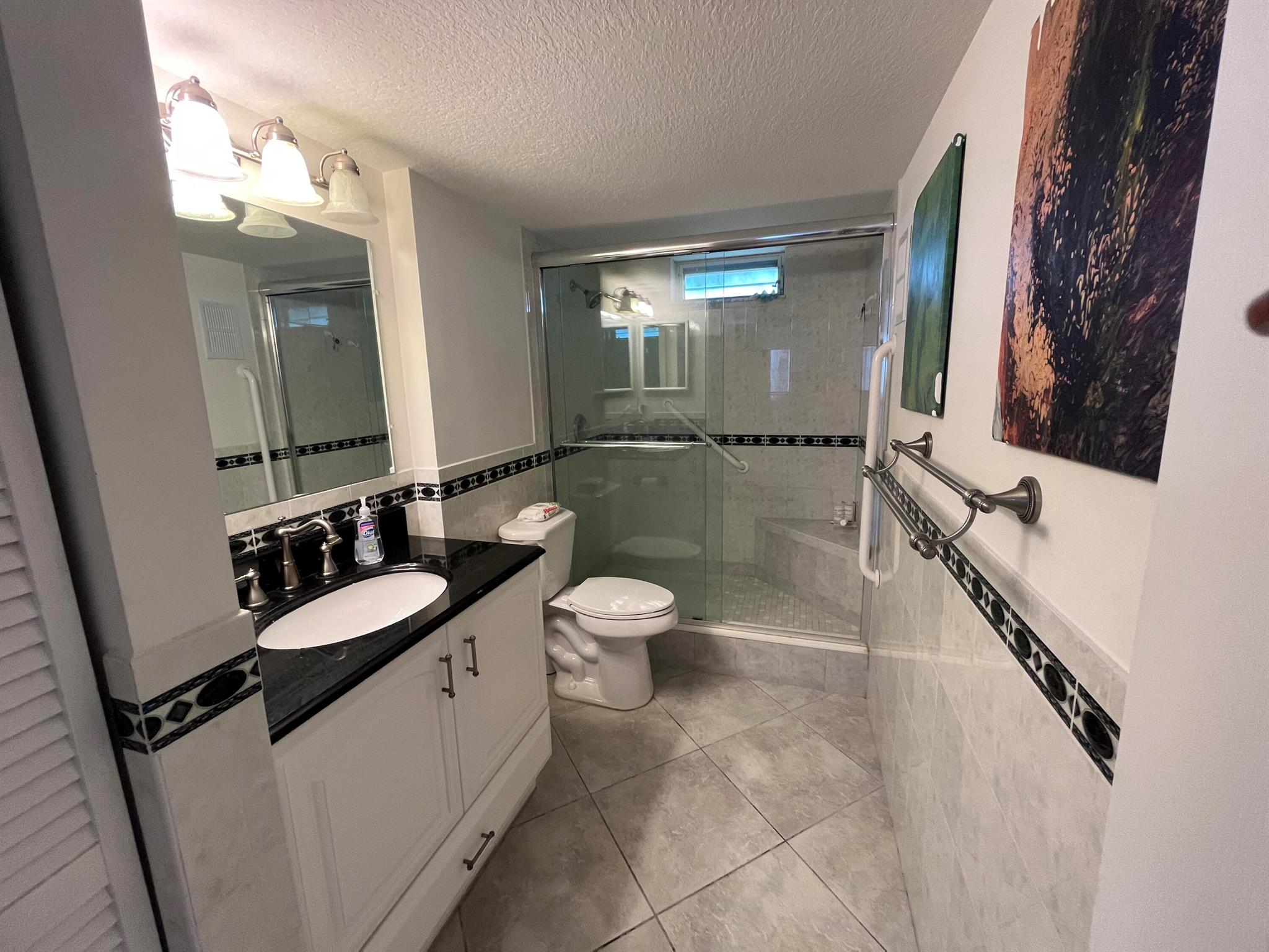 VILLAGE ROYALE ON THE GRE - Residential Lease