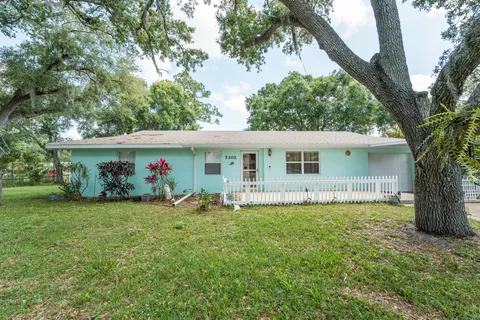7302 Banyan Street, Fort Pierce, FL MLS: R11089646