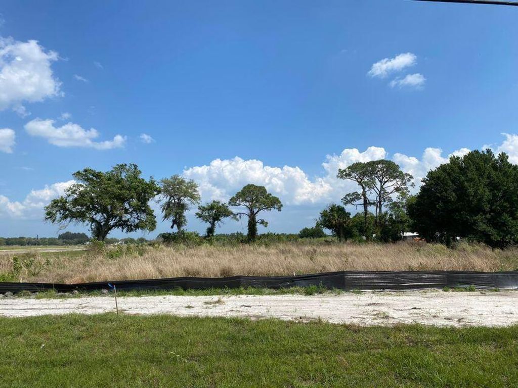 Photo of 2722 S Jenkins Road, Fort Pierce, FL 34981 (MLS # R10874624)