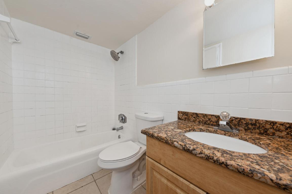 KENMONT FIRST ADD - Residential Lease