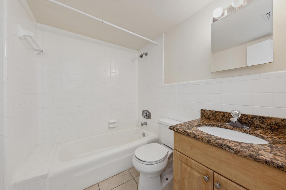 KENMONT FIRST ADD - Residential Lease