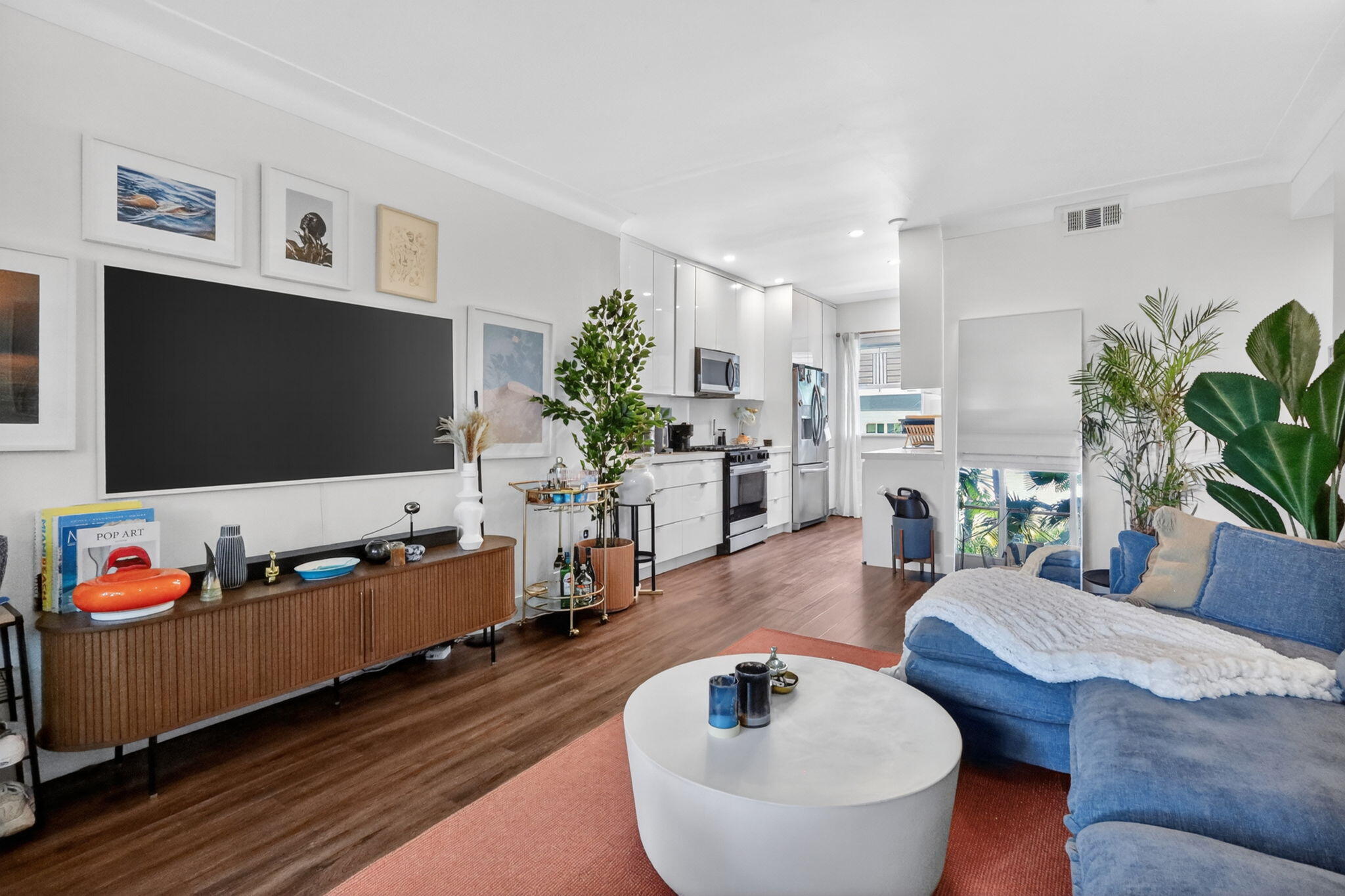 1446 LENNOX CONDO - Residential