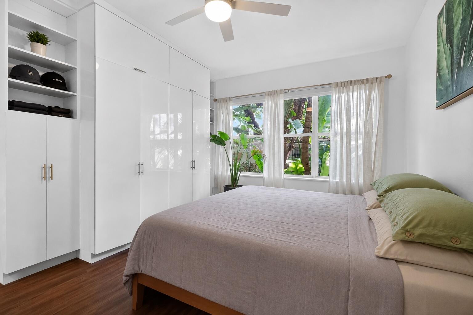 1446 LENNOX CONDO - Residential