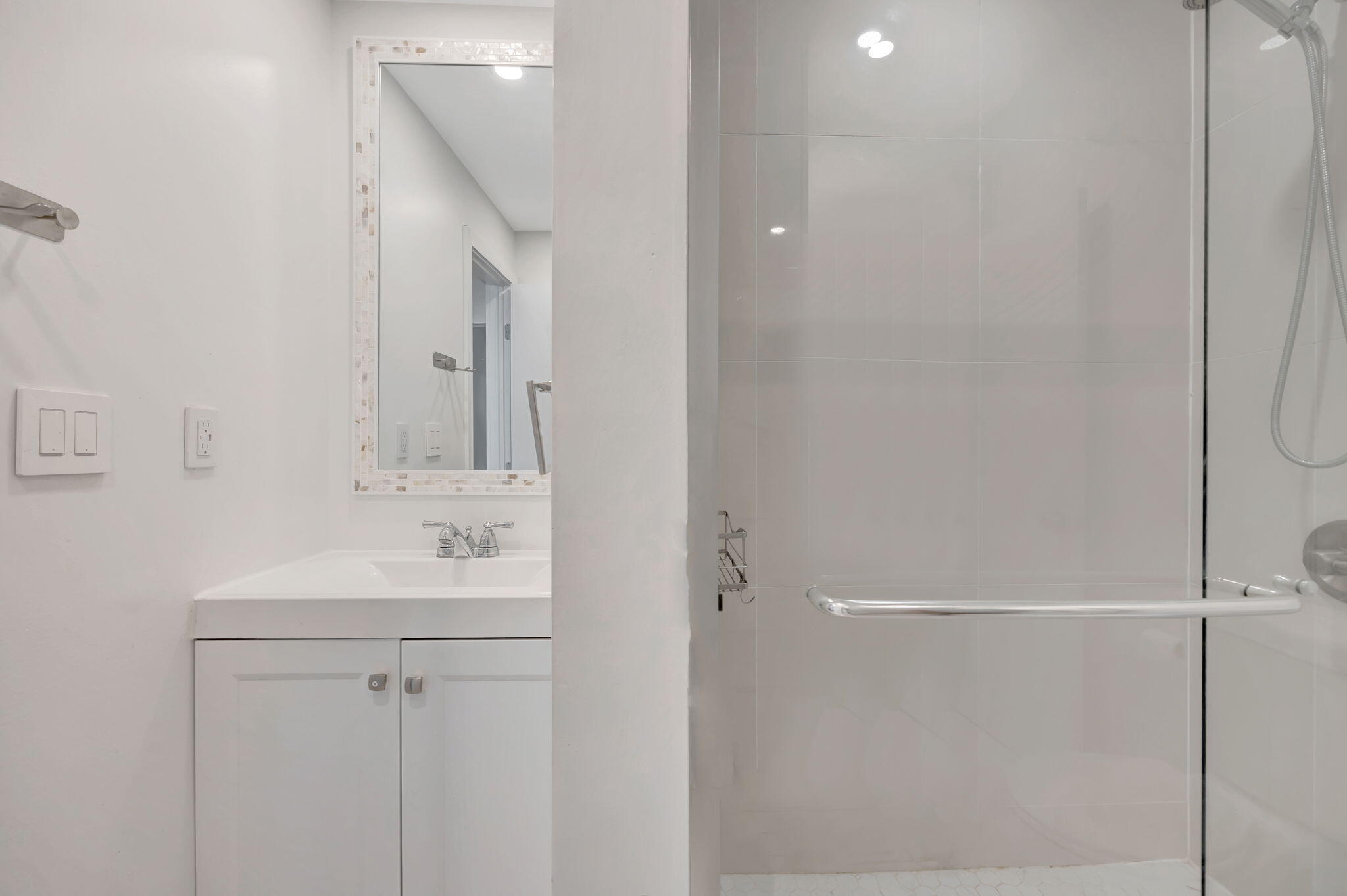 1446 LENNOX CONDO - Residential