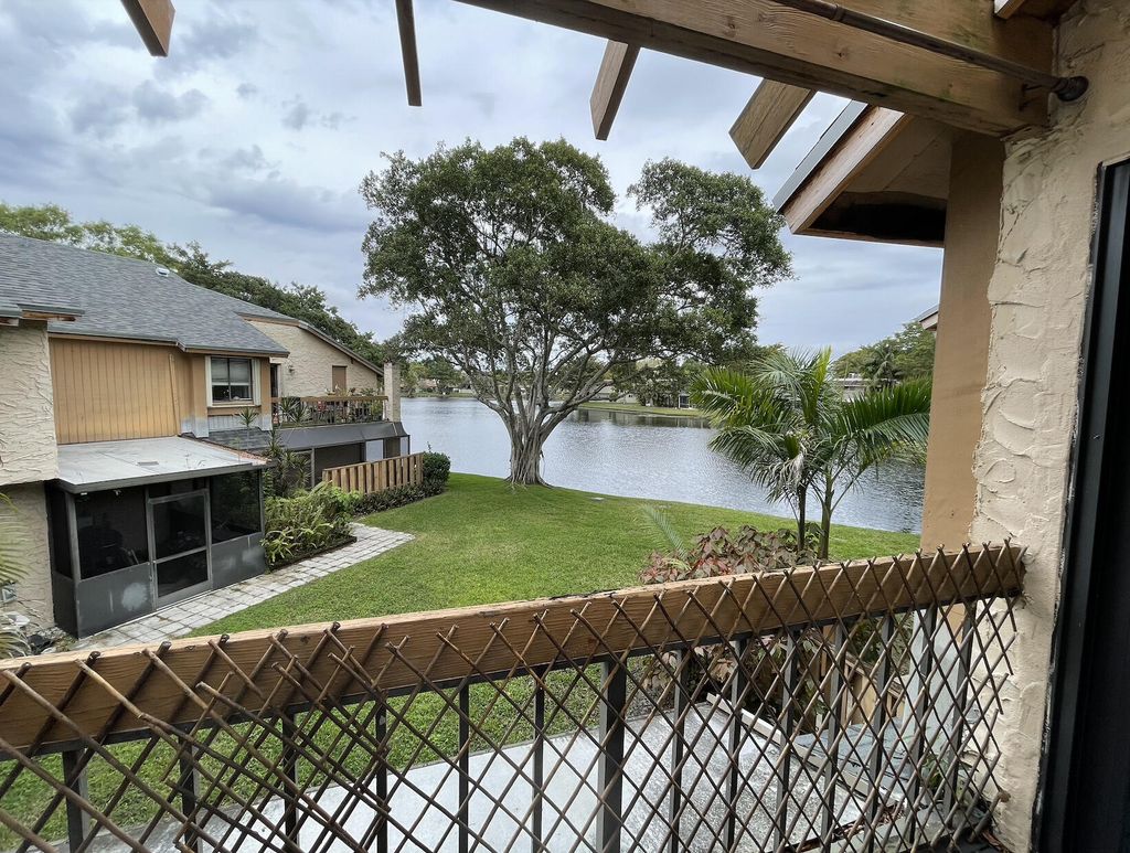 Photo of 134 Wimbledon Lakes Drive, Plantation, FL 33324 (MLS # B26010663)