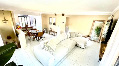 Tiny photo for 134 Wimbledon Lakes Drive, Plantation, FL 33324 (MLS # B26010663)