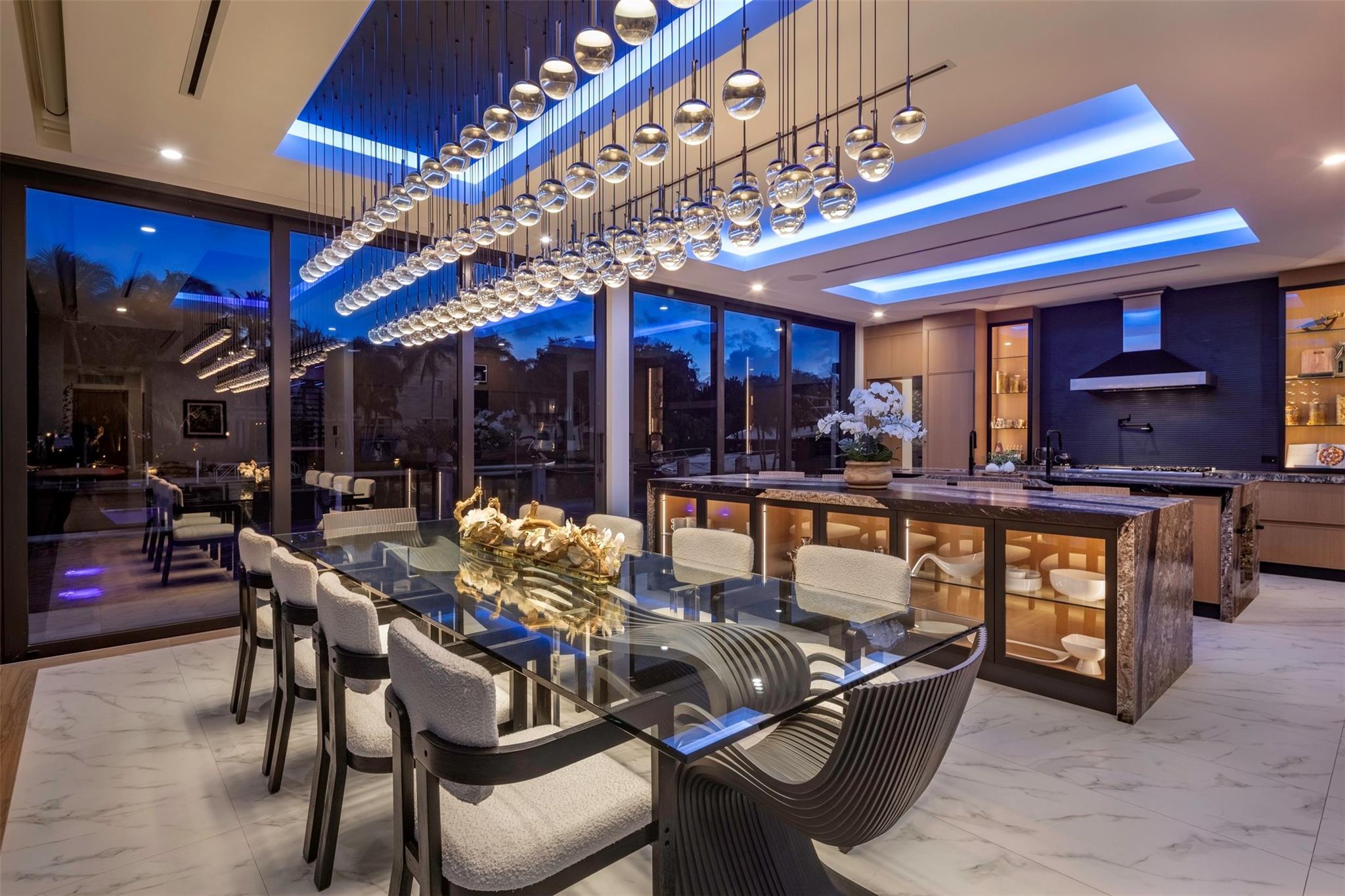 RIO VISTA ISLES - Residential