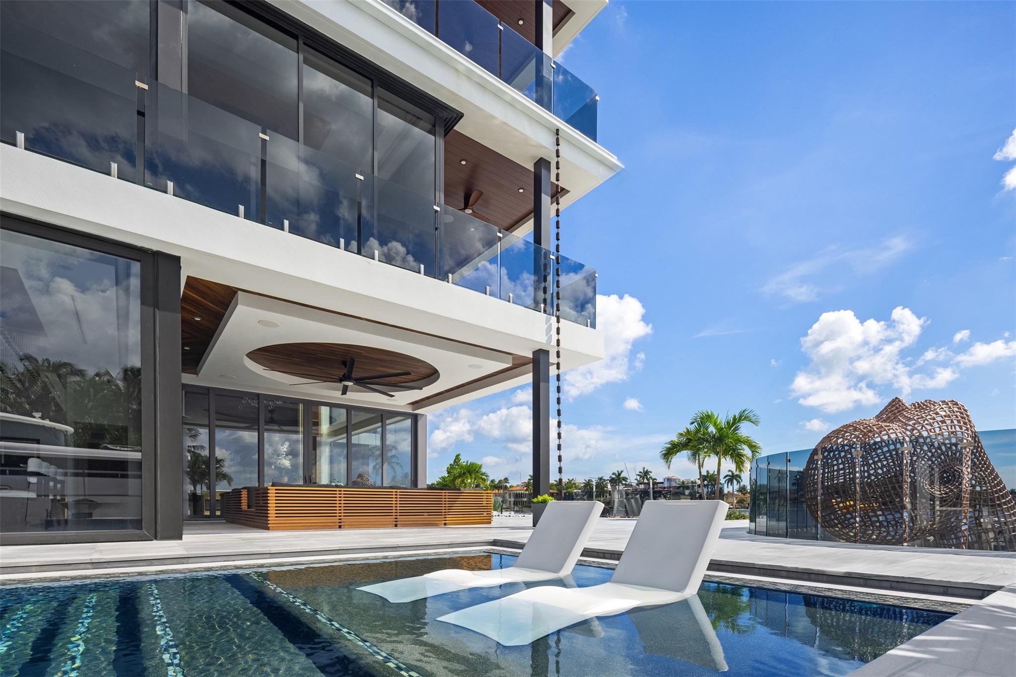 RIO VISTA ISLES - Residential