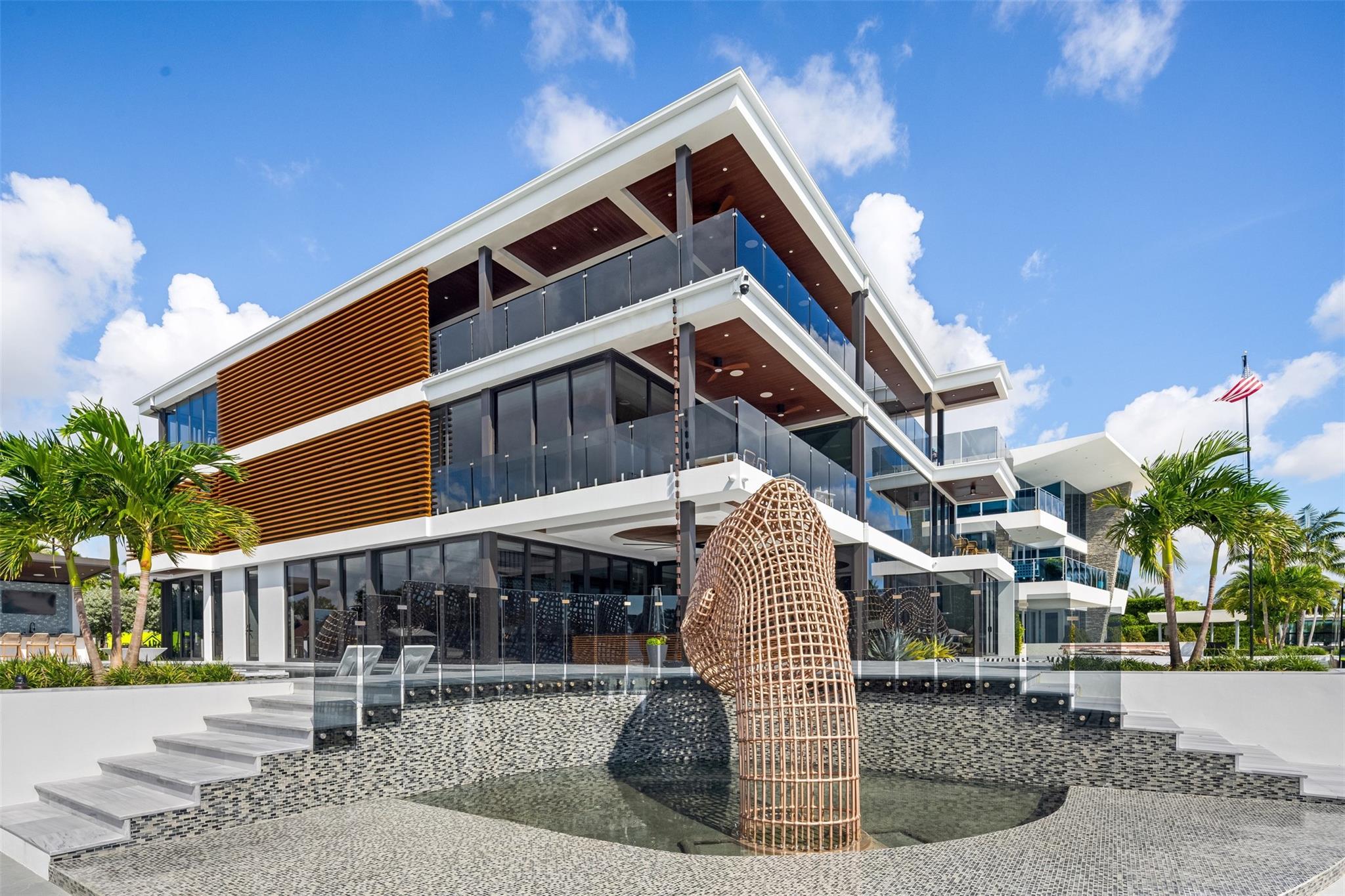 RIO VISTA ISLES - Residential