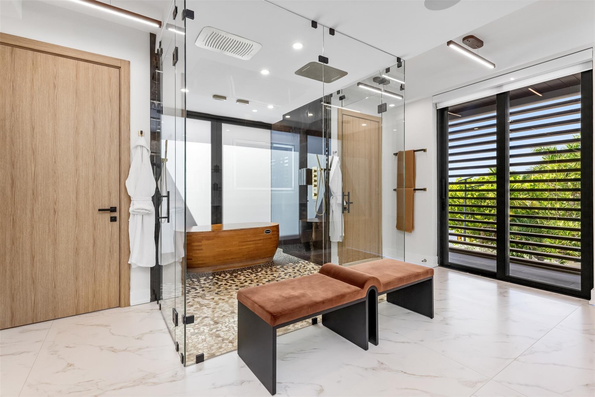 RIO VISTA ISLES - Residential