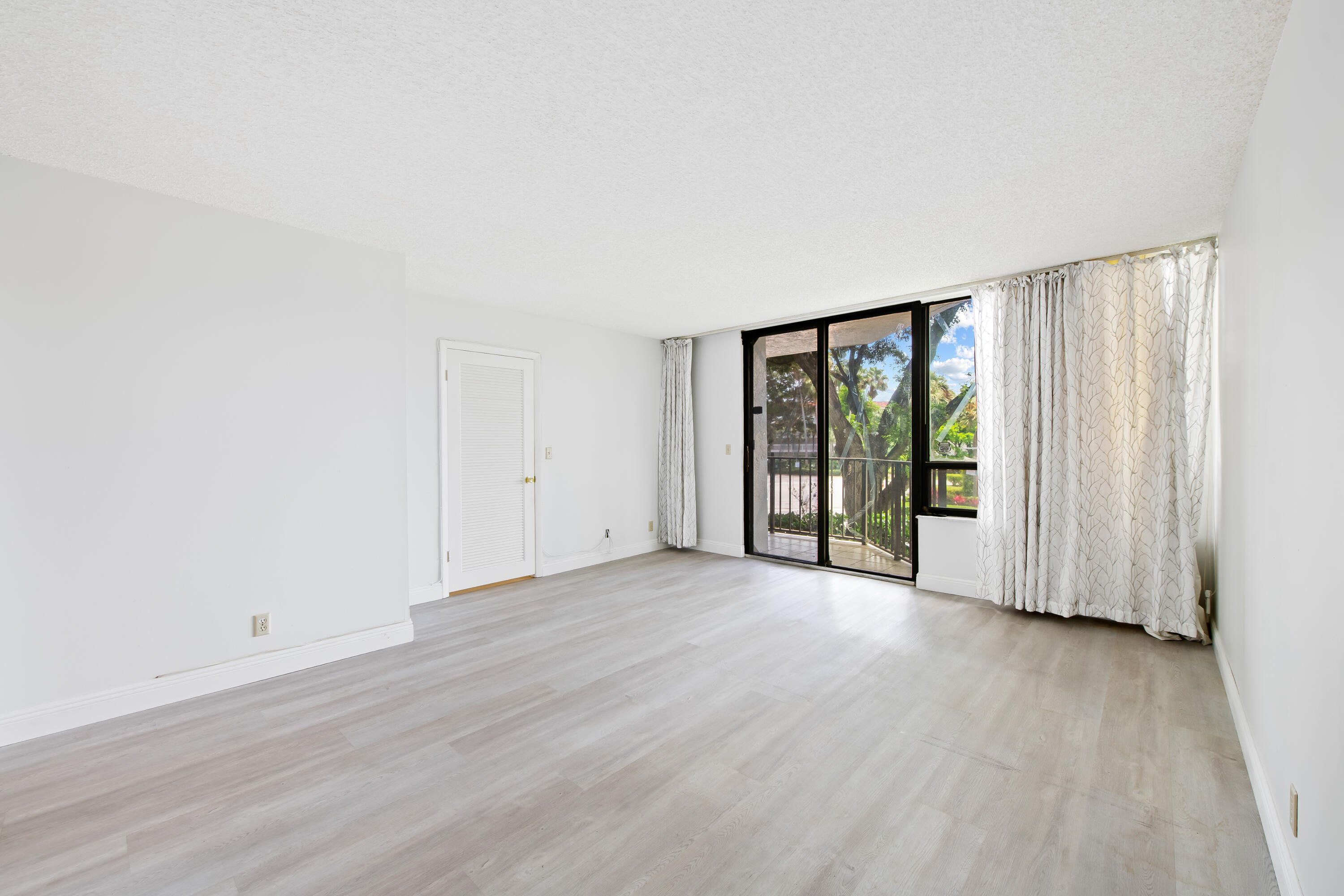 Porta Bella West - Residential
