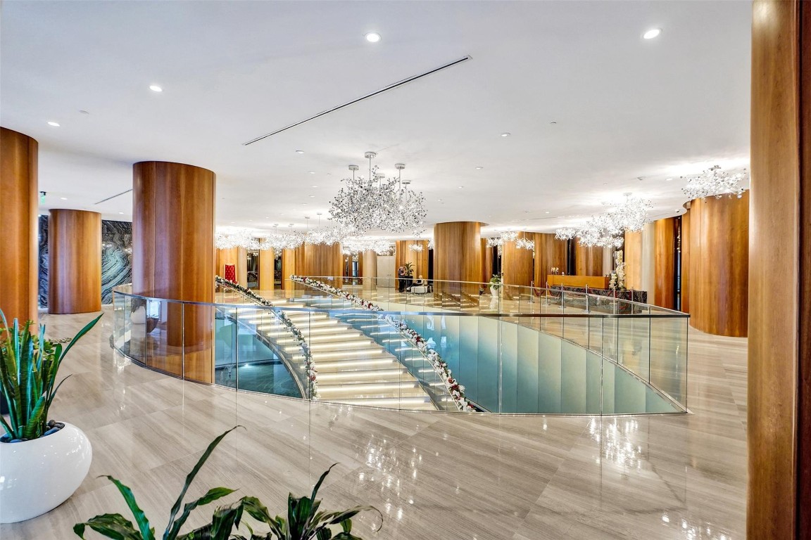 ARIA ON THE BAY CONDO - Residential Lease