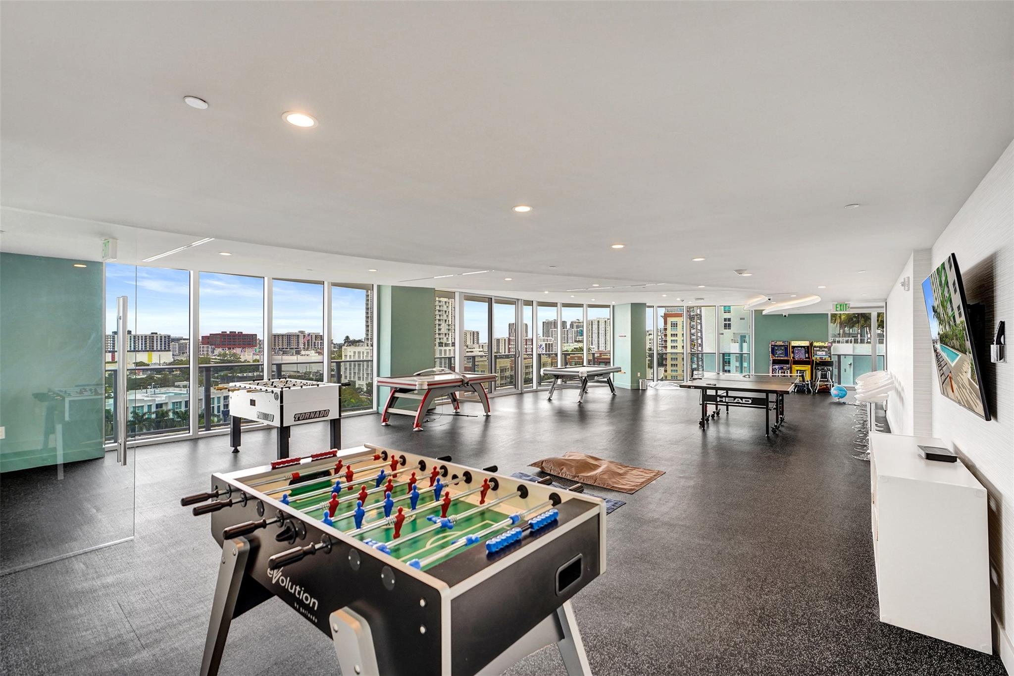 ARIA ON THE BAY CONDO - Residential Lease