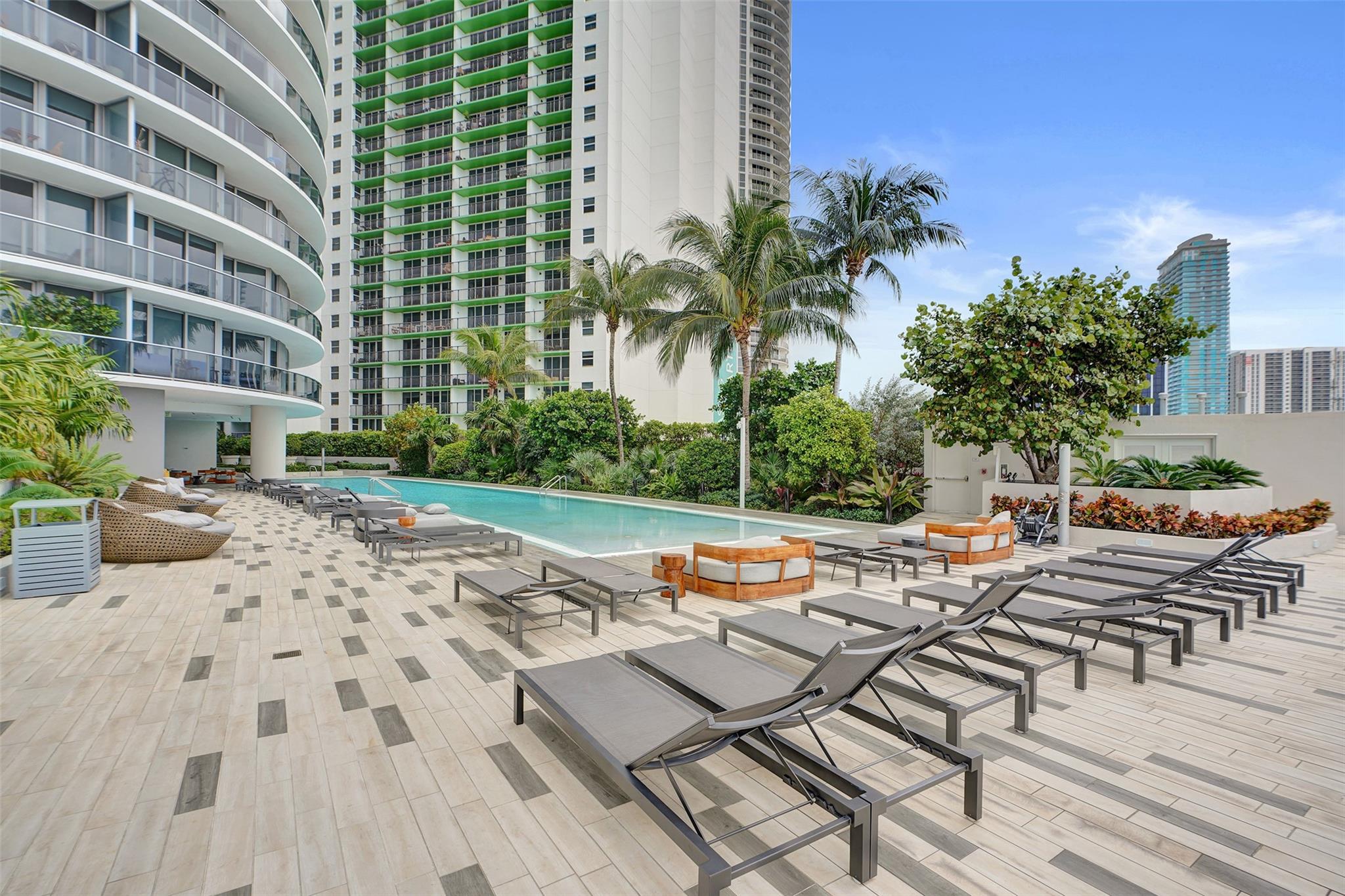 ARIA ON THE BAY CONDO - Residential Lease