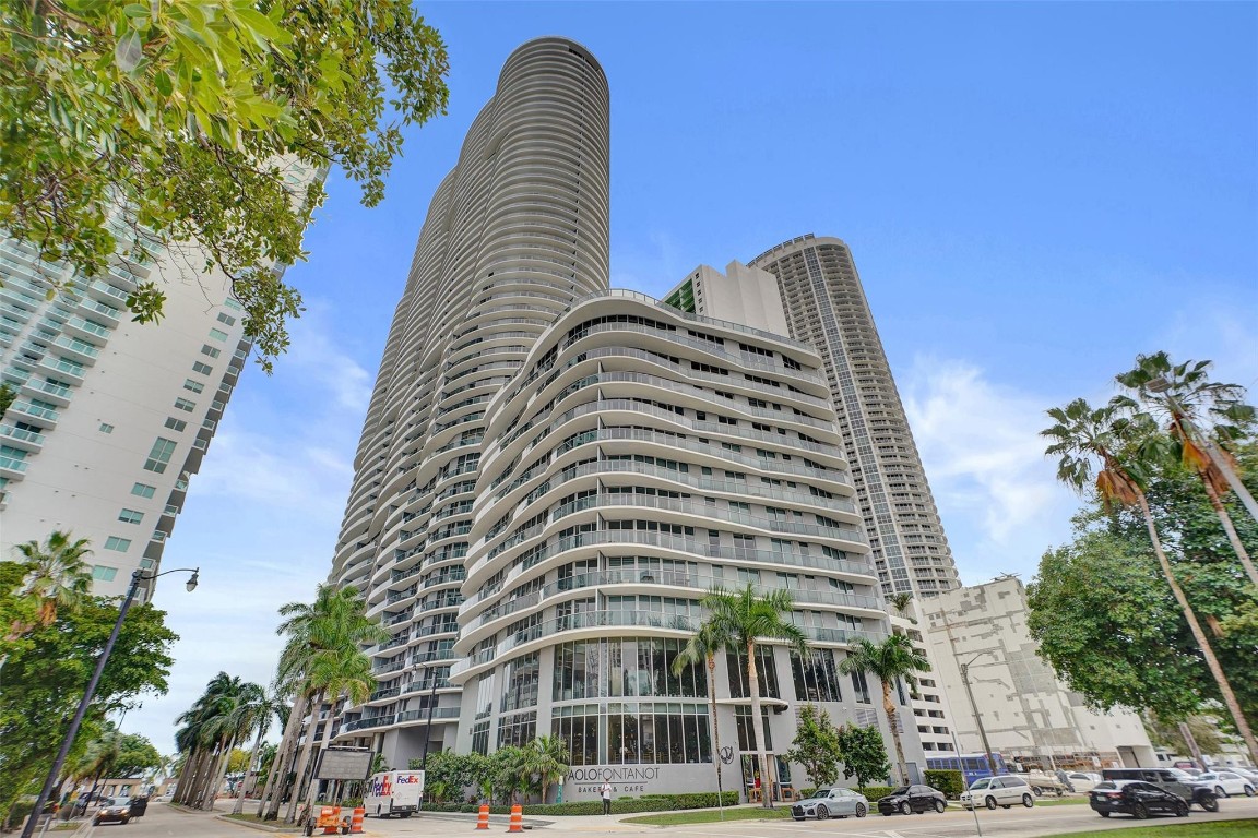 ARIA ON THE BAY CONDO - Residential Lease