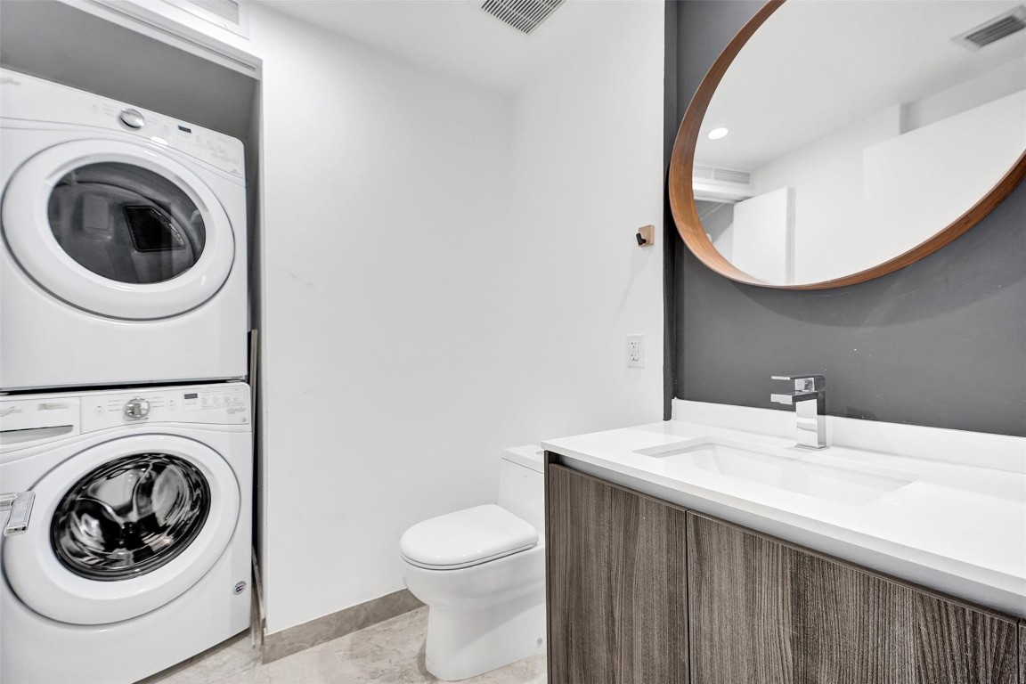 ARIA ON THE BAY CONDO - Residential Lease