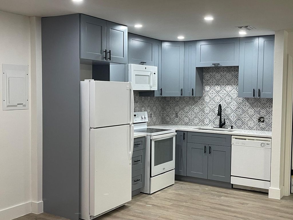 Photo of 25 Crossings H Circle #H, Boynton Beach, FL 33435 (MLS # R11057758)