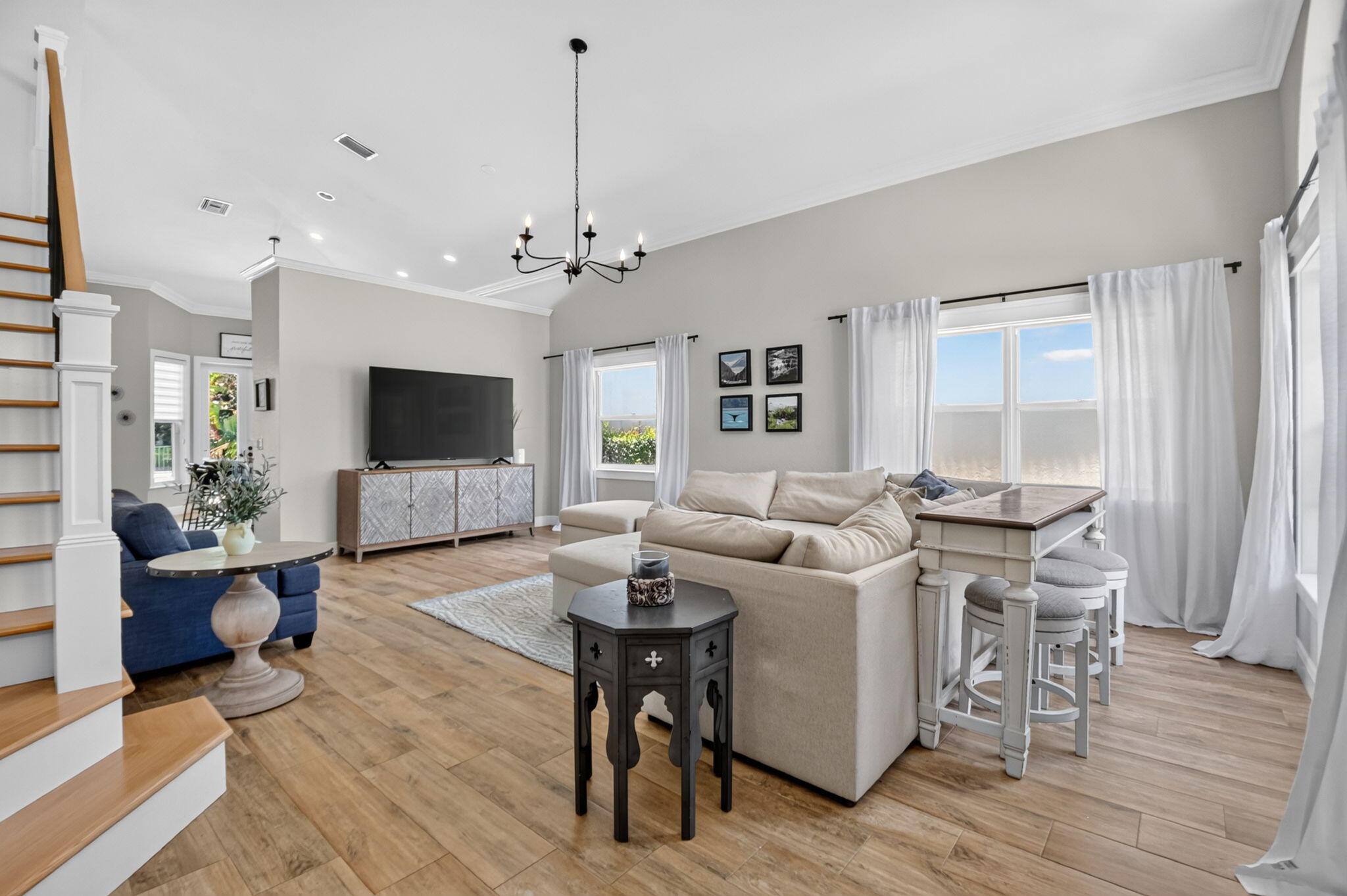 4085 BAHIA ISLE Circle