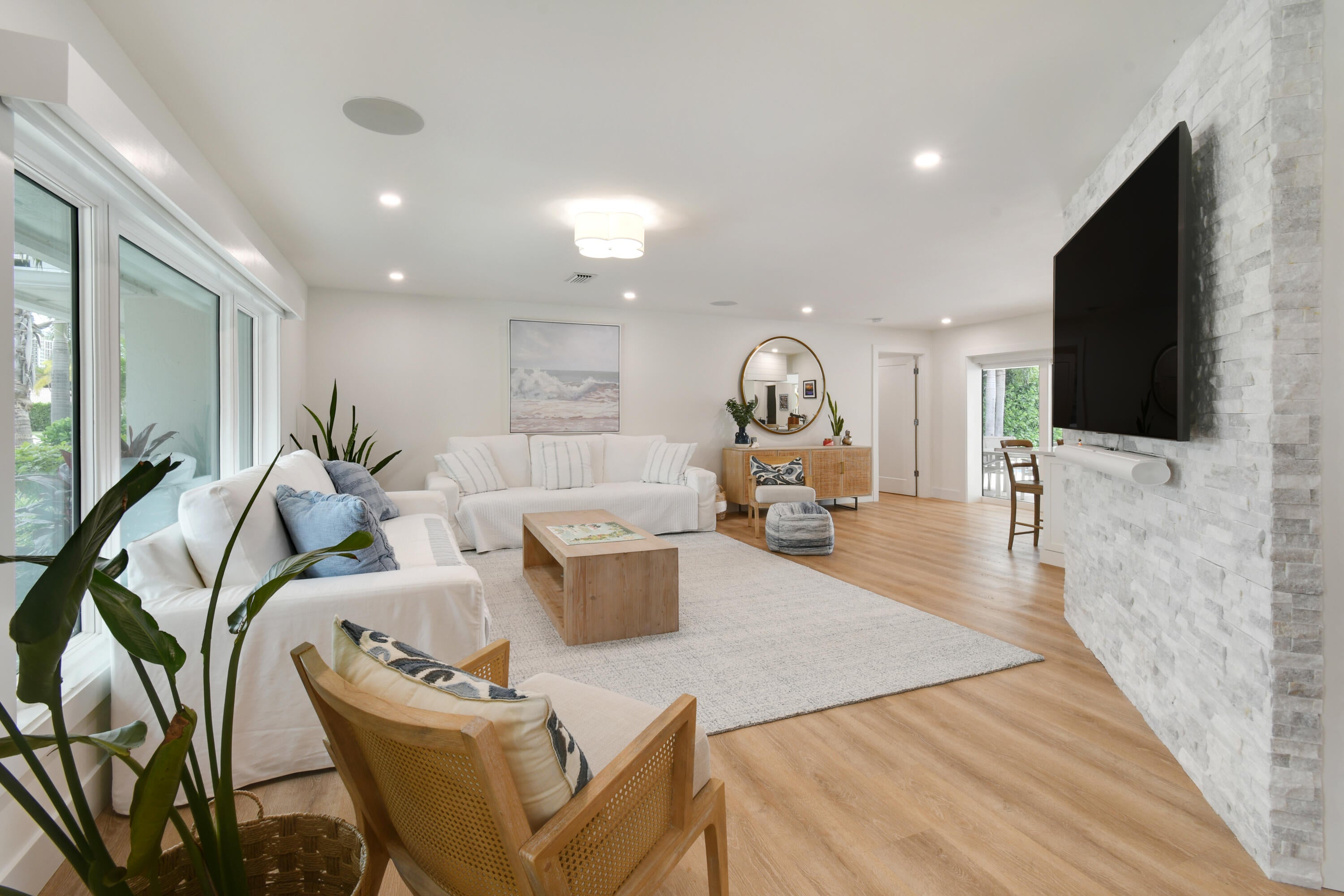 1091 SINGER Drive