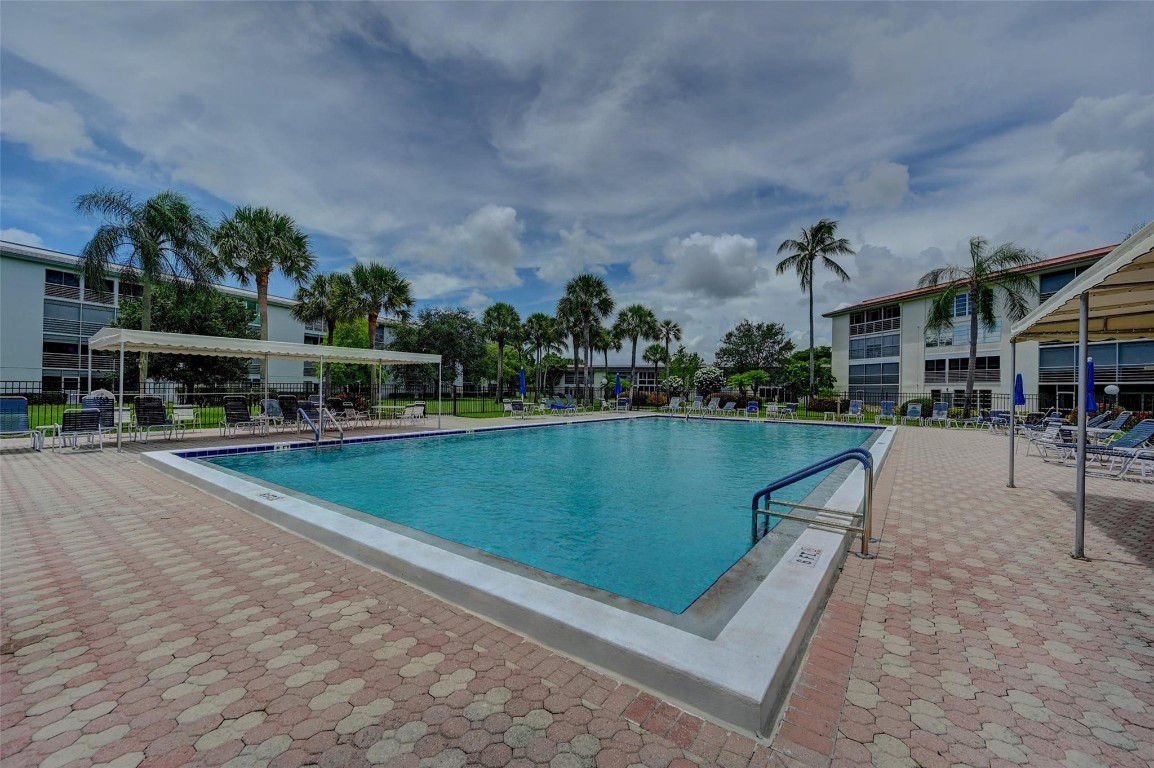 WYNMOOR VILLAGE - Residential