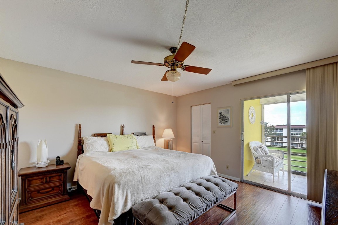WYNMOOR VILLAGE - Residential
