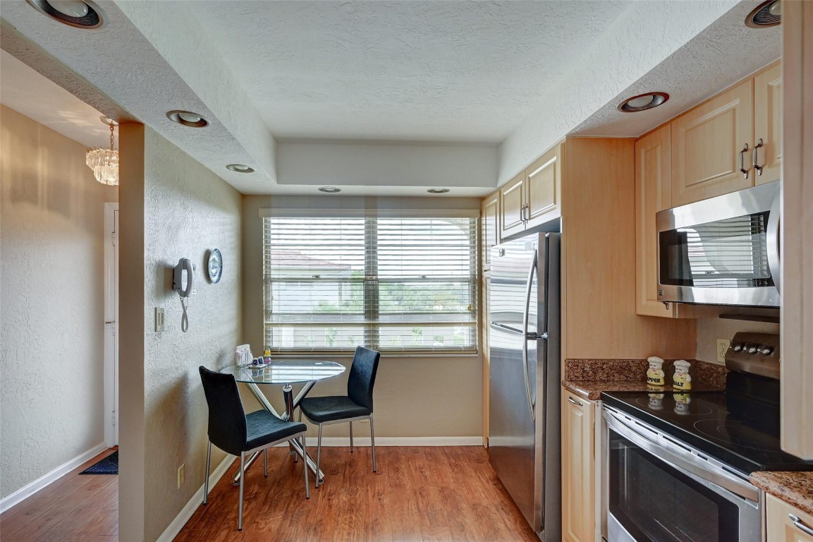 WYNMOOR VILLAGE - Residential