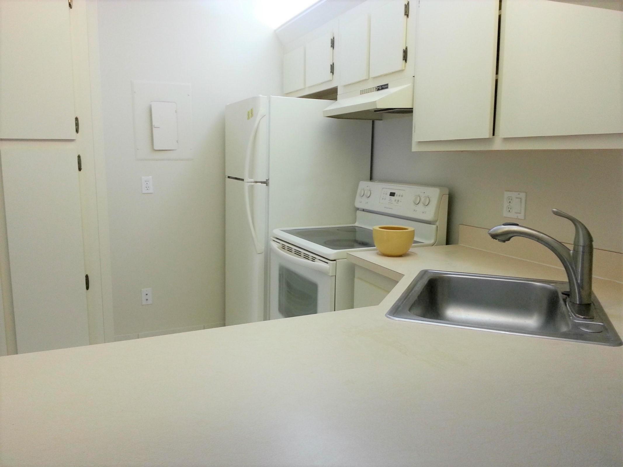 CHARTER CLUB OF PALM BEACH CONDO - Residential Lease