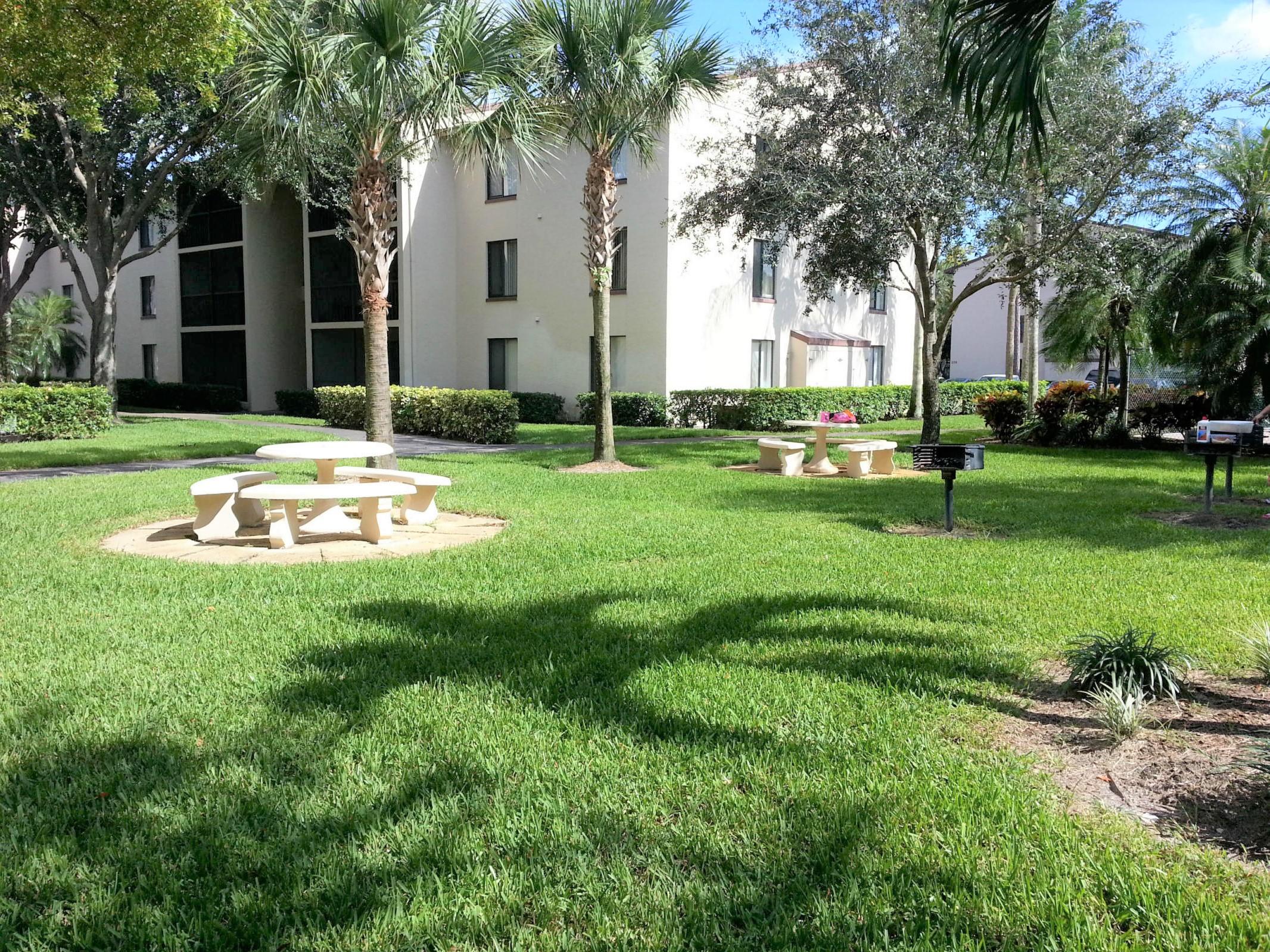 CHARTER CLUB OF PALM BEACH CONDO - Residential Lease
