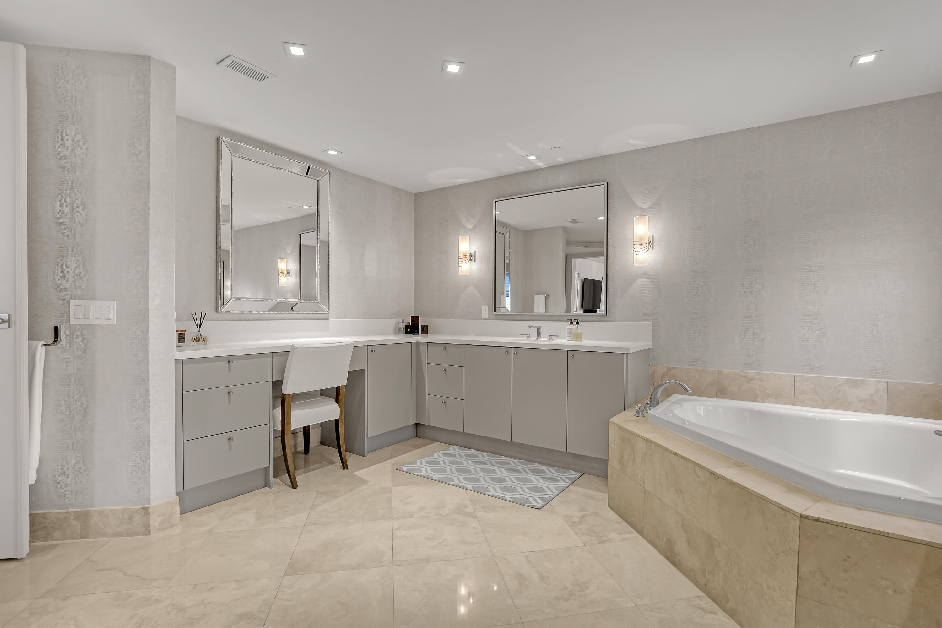 2700 NORTH OCEAN CONDO - Residential