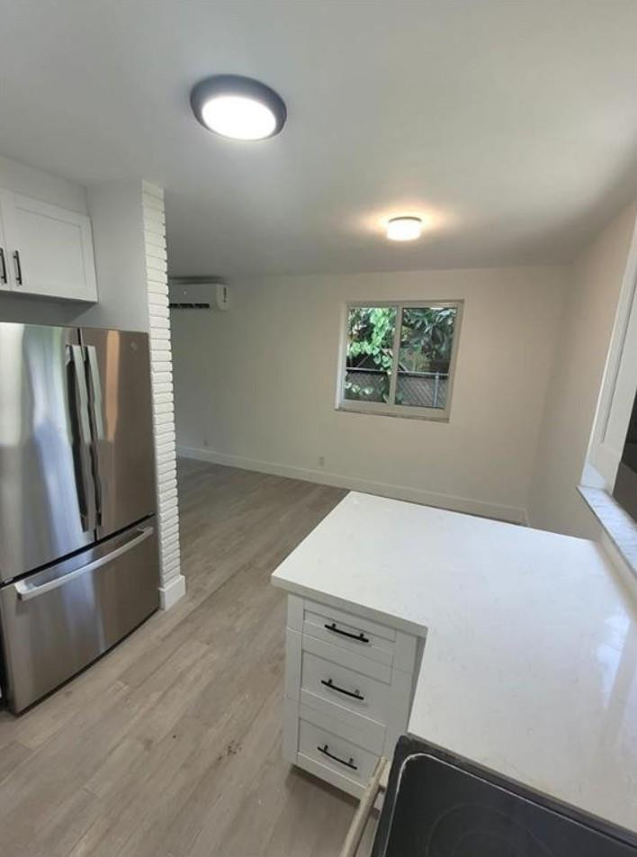 HOLLYWOOD LITTLE RANCHES - Residential Lease