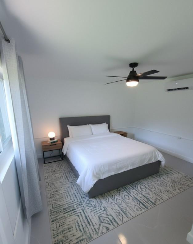 HOLLYWOOD LITTLE RANCHES - Residential Lease