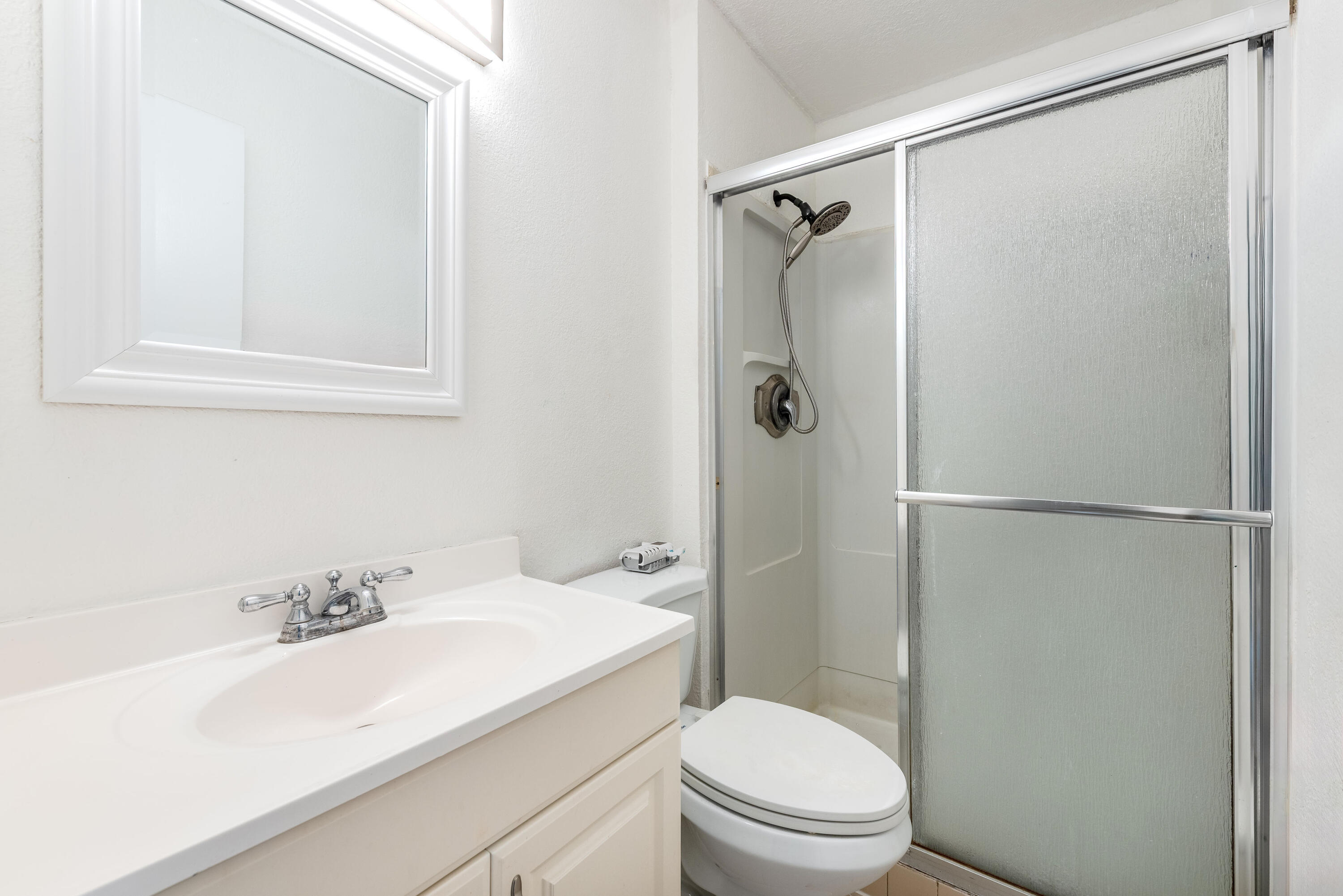 COUNTERPOINT ESTATES 6 - Residential