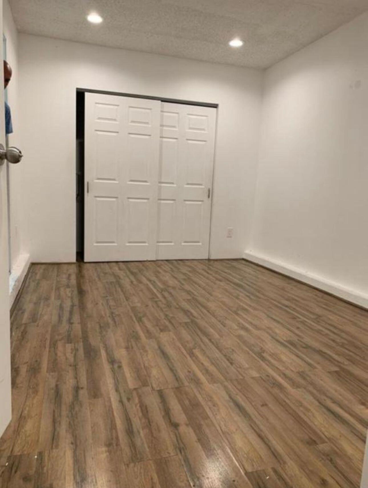 COUNTERPOINT ESTATES 6 - Residential