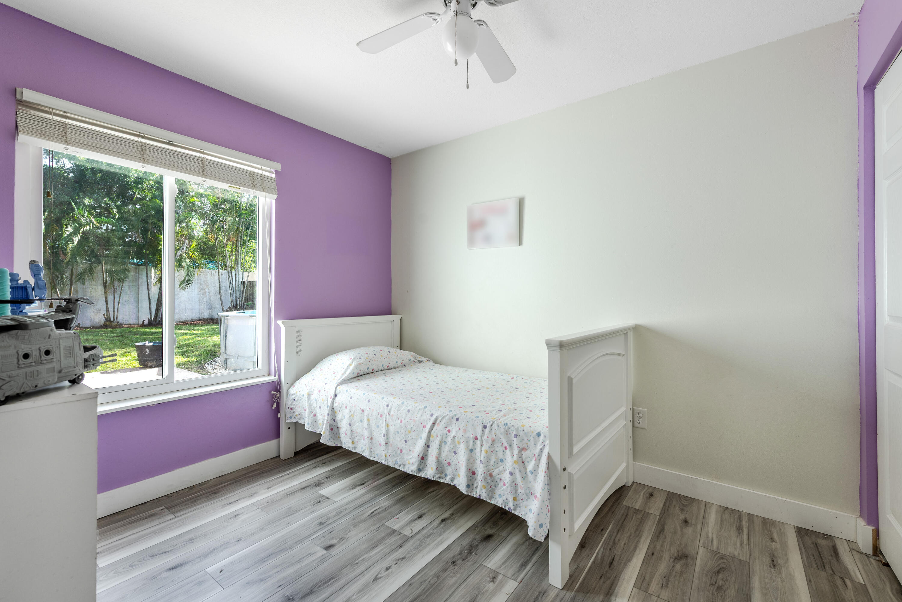 COUNTERPOINT ESTATES 6 - Residential