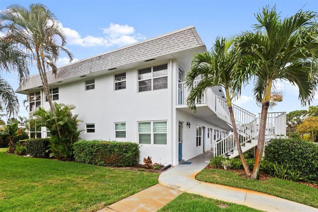 Photo of 2929 SE Ocean Boulevard #12810, Stuart, FL 34996 (MLS # R10656350)
