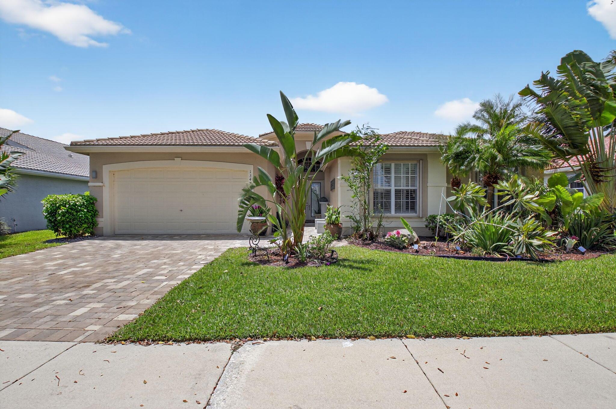 13486 Barcelona Lake Circle, Delray Beach, FL, 33446/$949,000 1 13486 Barcelona Lake Circle