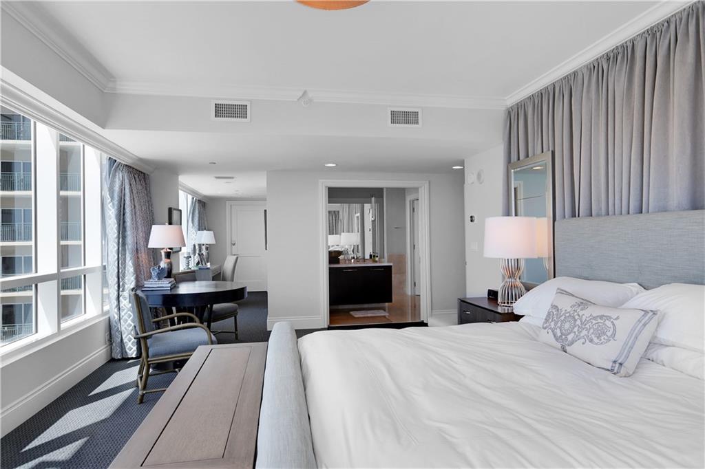 Ritz-Carlton - Residential