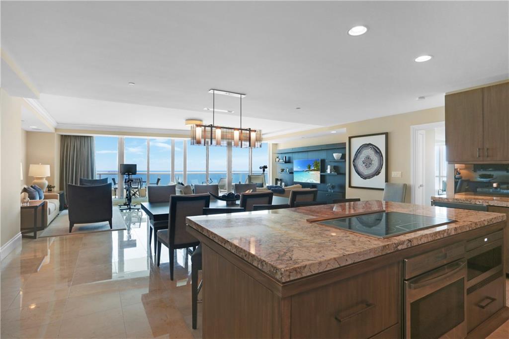 Ritz-Carlton - Residential