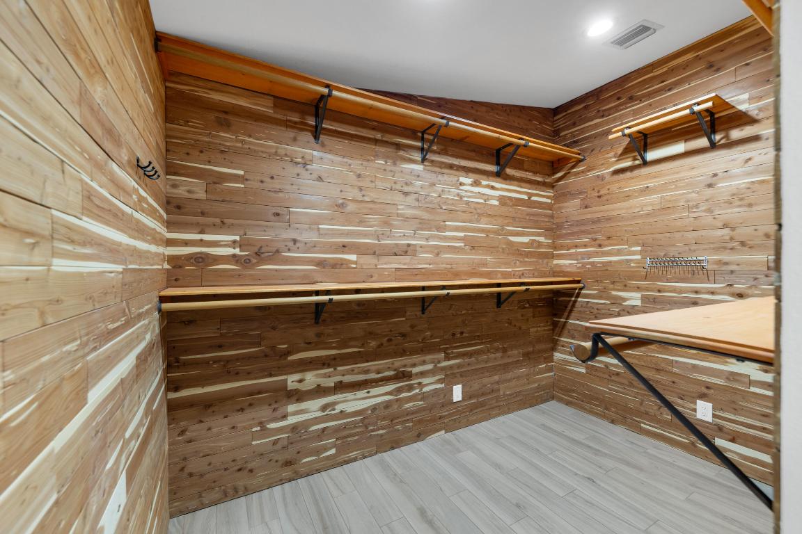 HARBOR VILLAGE SEC - Residential