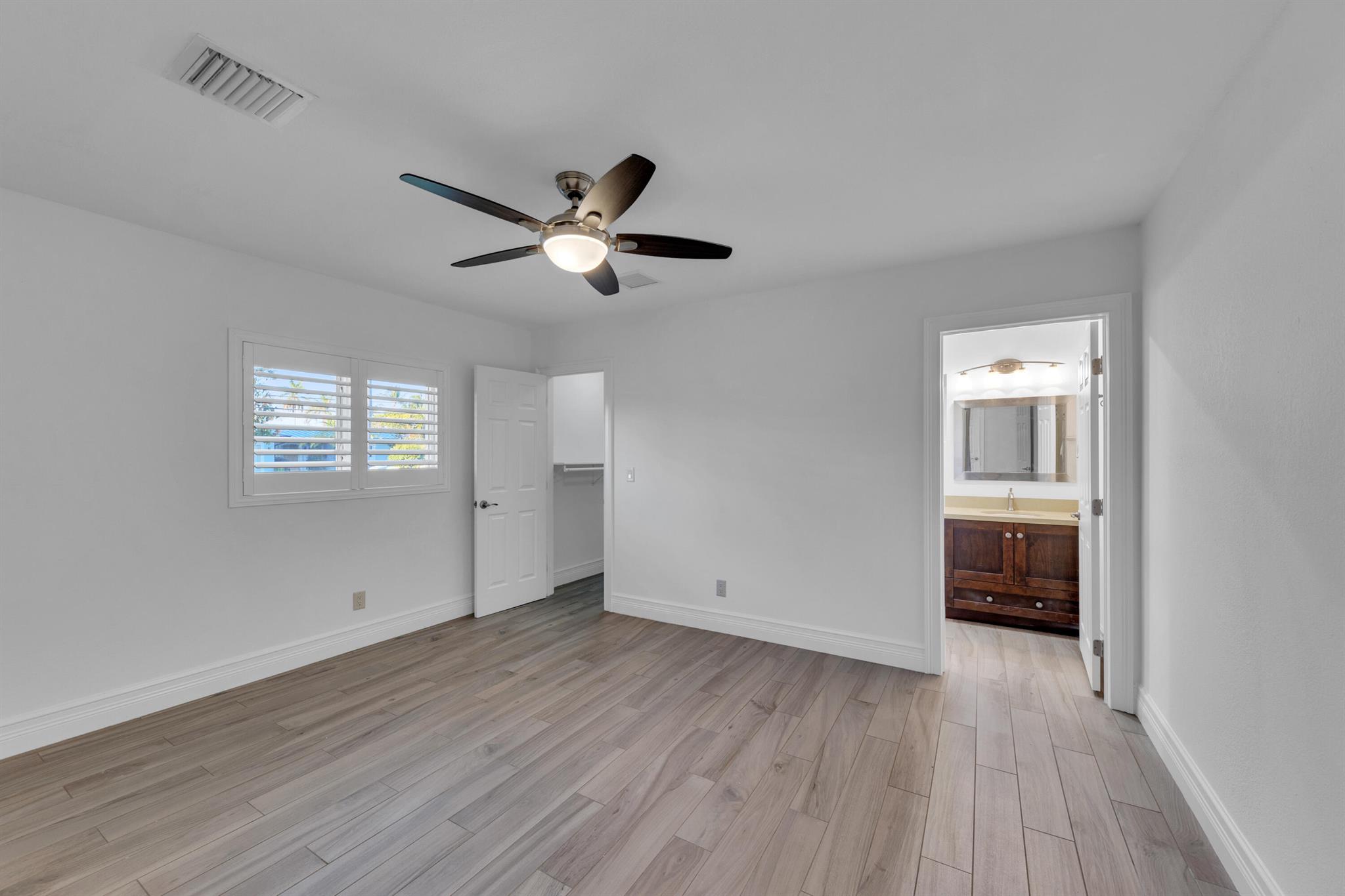 HARBOR VILLAGE SEC - Residential