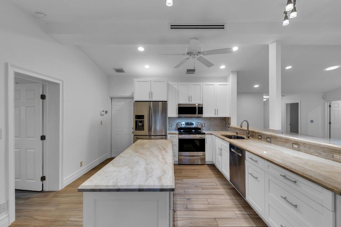 HARBOR VILLAGE SEC - Residential