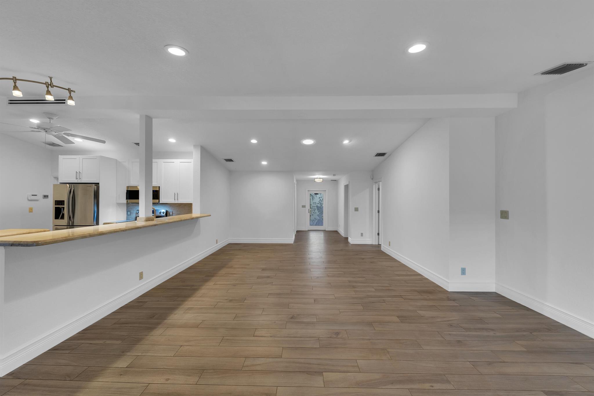 HARBOR VILLAGE SEC - Residential