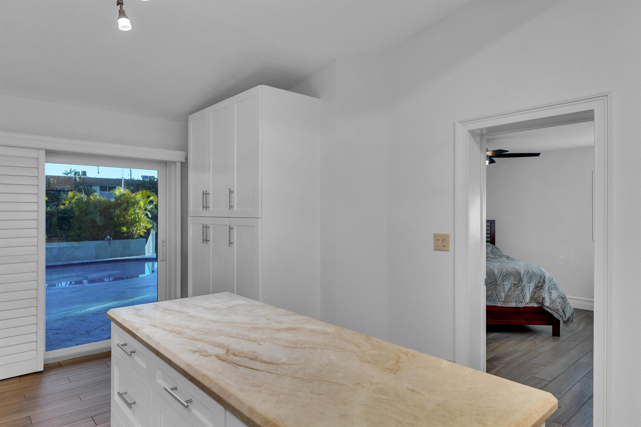 HARBOR VILLAGE SEC - Residential