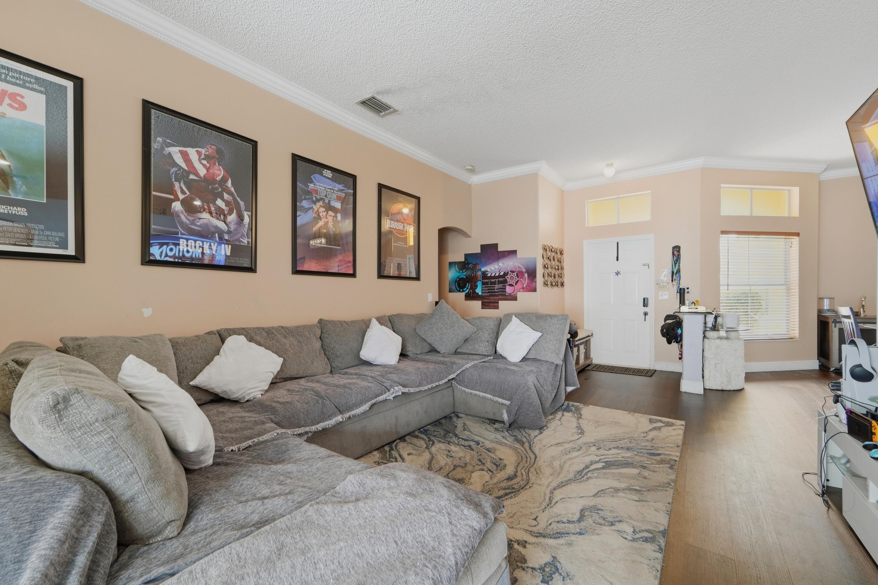 Properties 6801 Las Colinas Lane