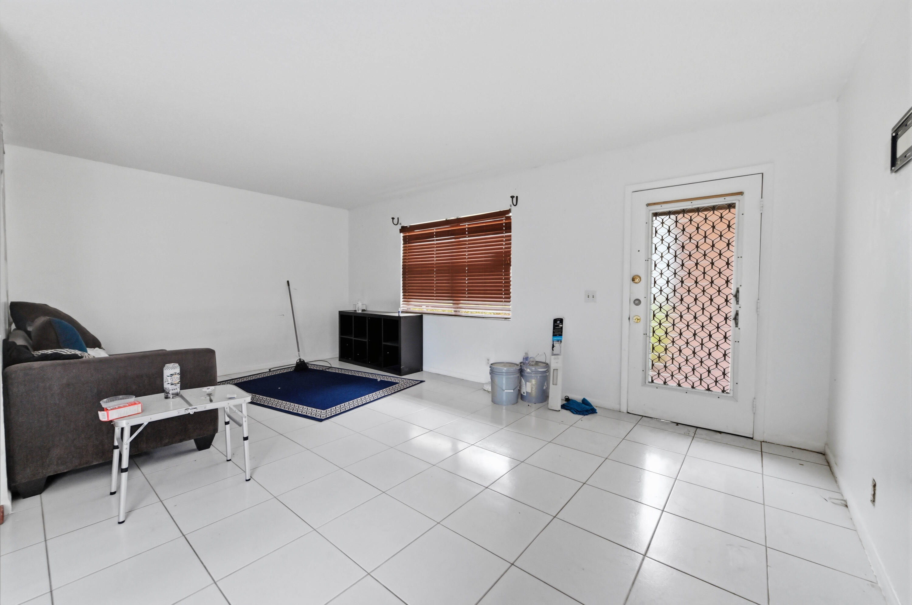 KINGS POINT CAPRI - Residential