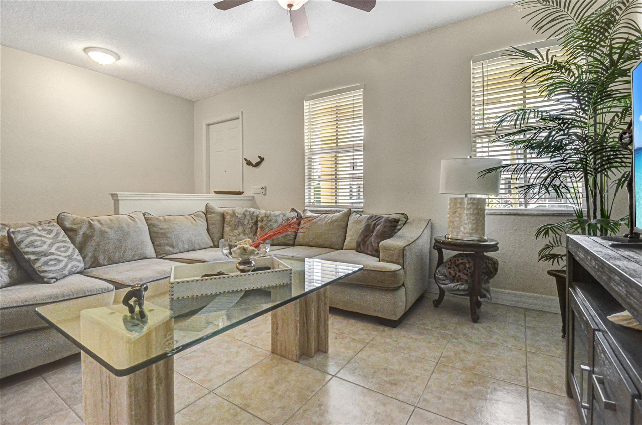 1061 NW 18th Ave