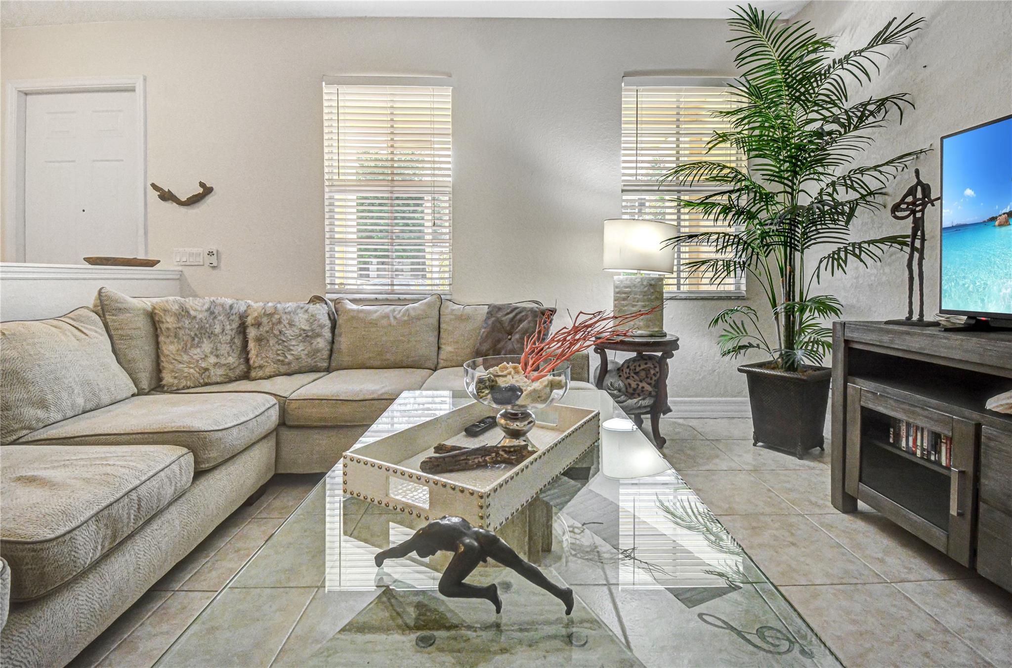 1061 NW 18th Ave