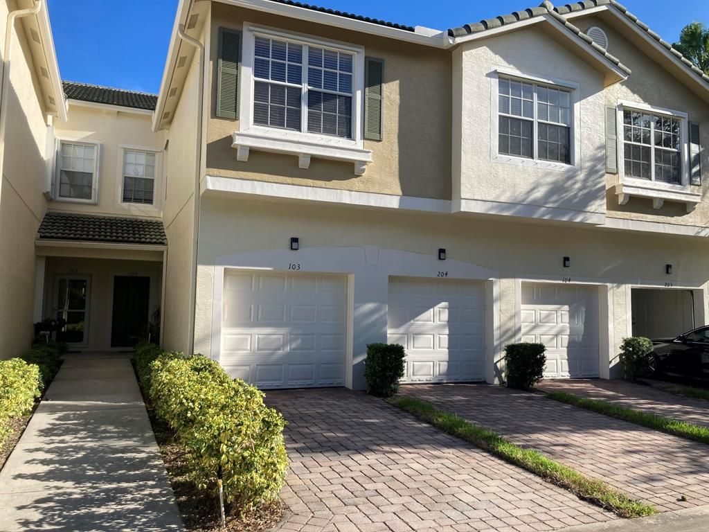 Photo of 1550 SE Sheffield Terrace #103, Stuart, FL 34994 (MLS # R10830854)